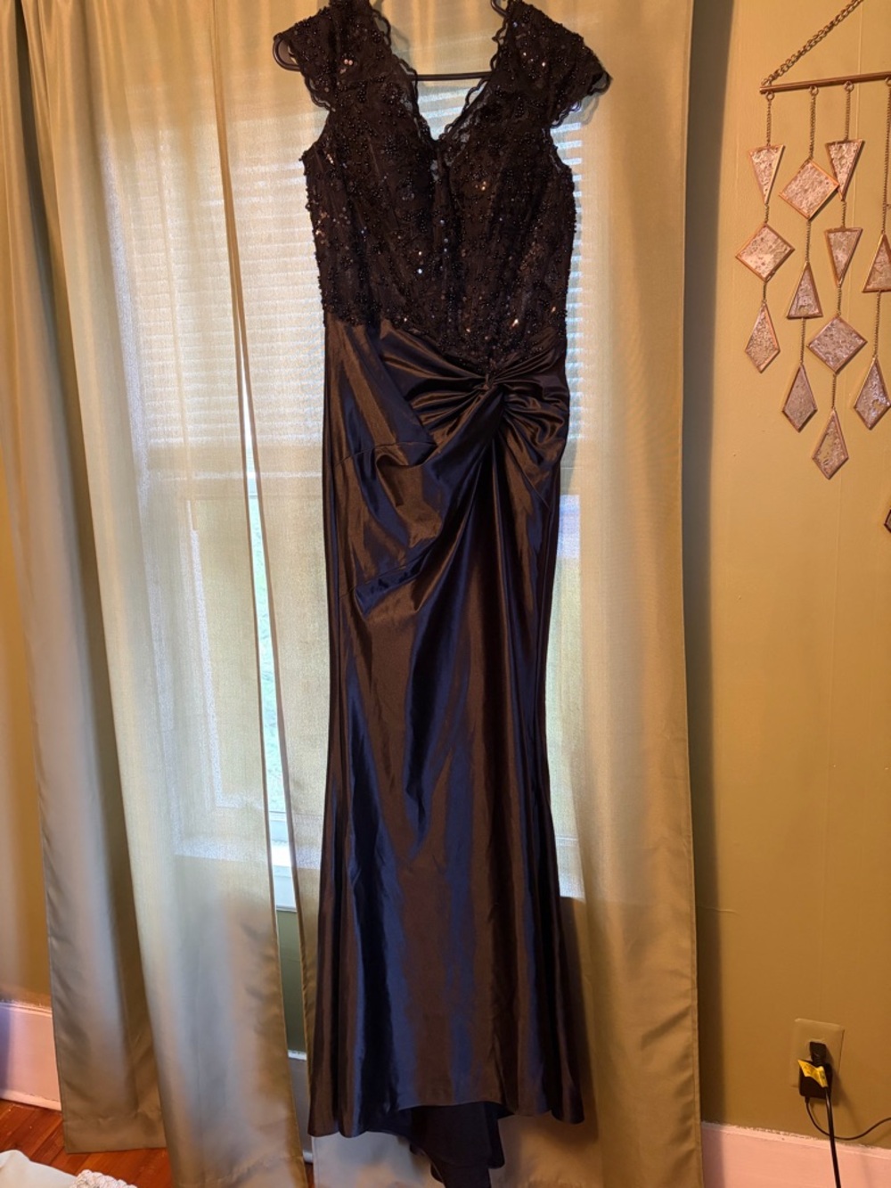 Elegant Black Sequin Maxi Dress - Women